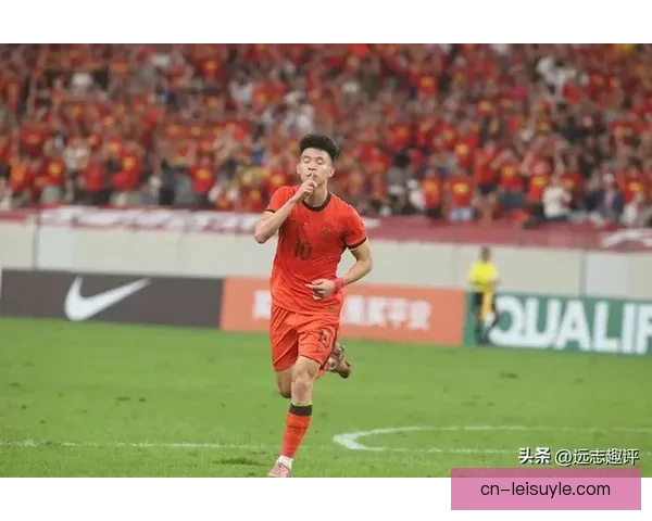 中国选手半场庆祝失足出局憾别