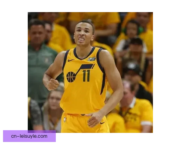 国王成冤大头拉文小萨早早报销